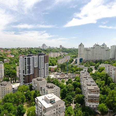 View Smart Apartment Kvartet Railway Station 4D Kyiv Exterior photo