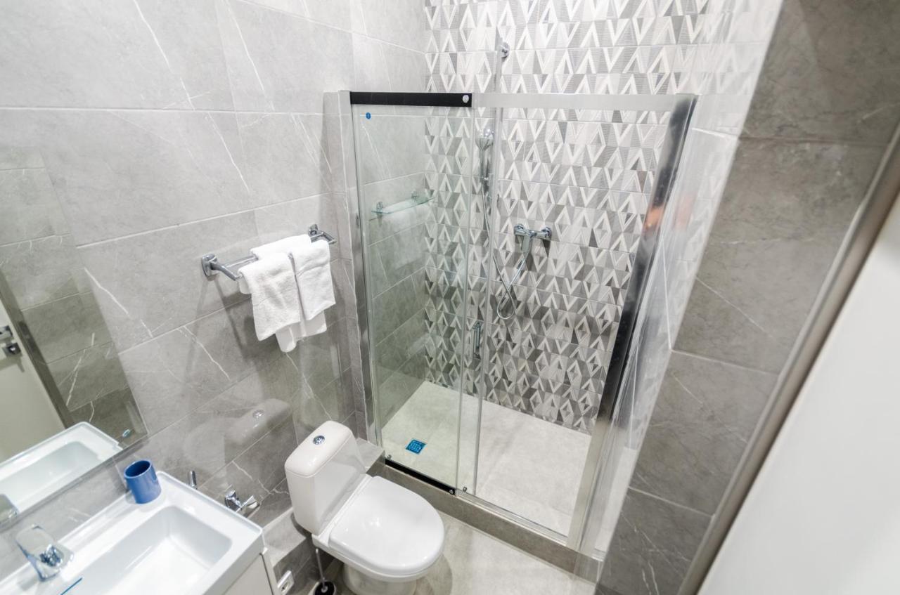 View Smart Apartment Kvartet Railway Station 4D Kyiv Exterior photo